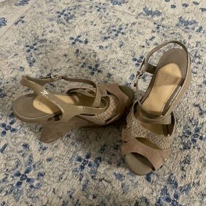 Gianni Bini Wedges